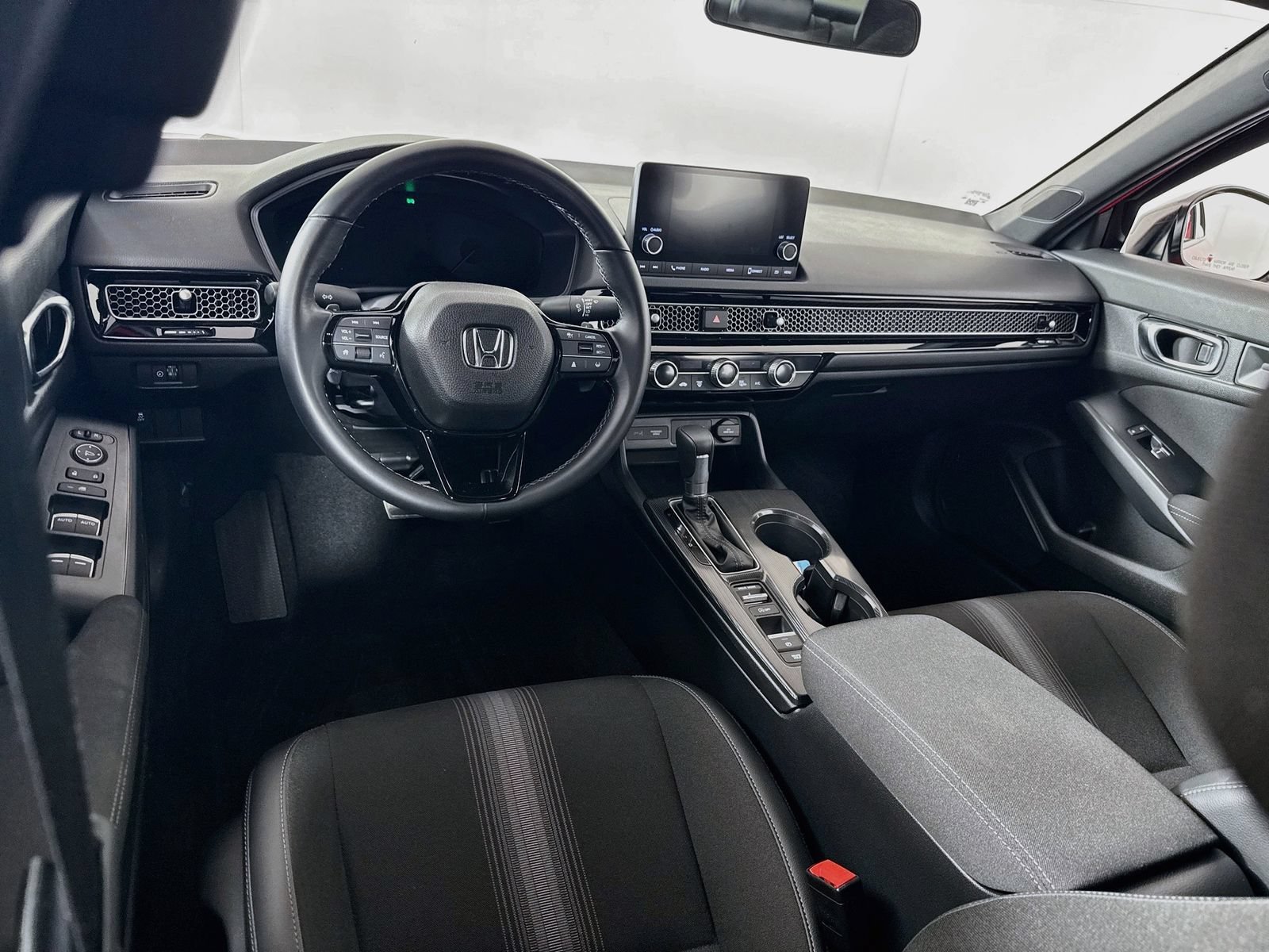 2025 Honda Civic Sport - Photo 37