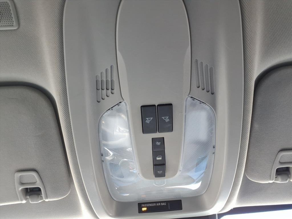 Used 2017 Summit White Chevrolet LS image 22