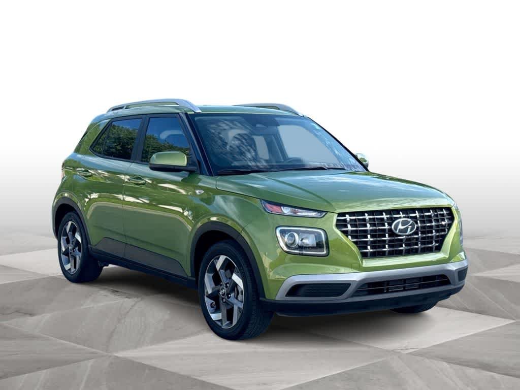 Used 2024 Hyundai Venue SEL with VIN KMHRC8A31RU315235 for sale in Doral, FL