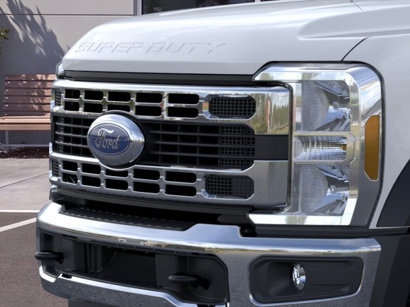New 2026 Oxford White Ford F-600® XL image 17