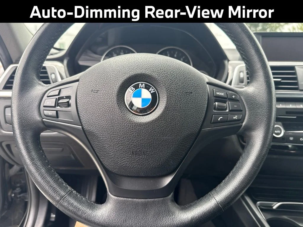 Used 2018 Black BMW 320i xDrive image 15