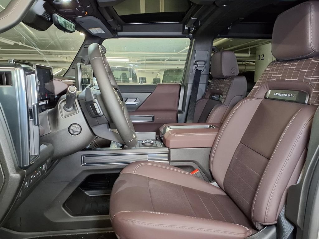 2026 GMC HUMMER EV 2X - Photo 15