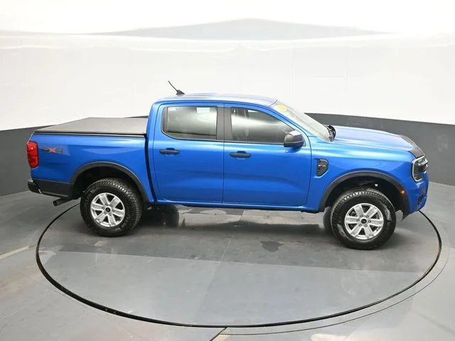 Used 2024 Blue Ford XL image 16