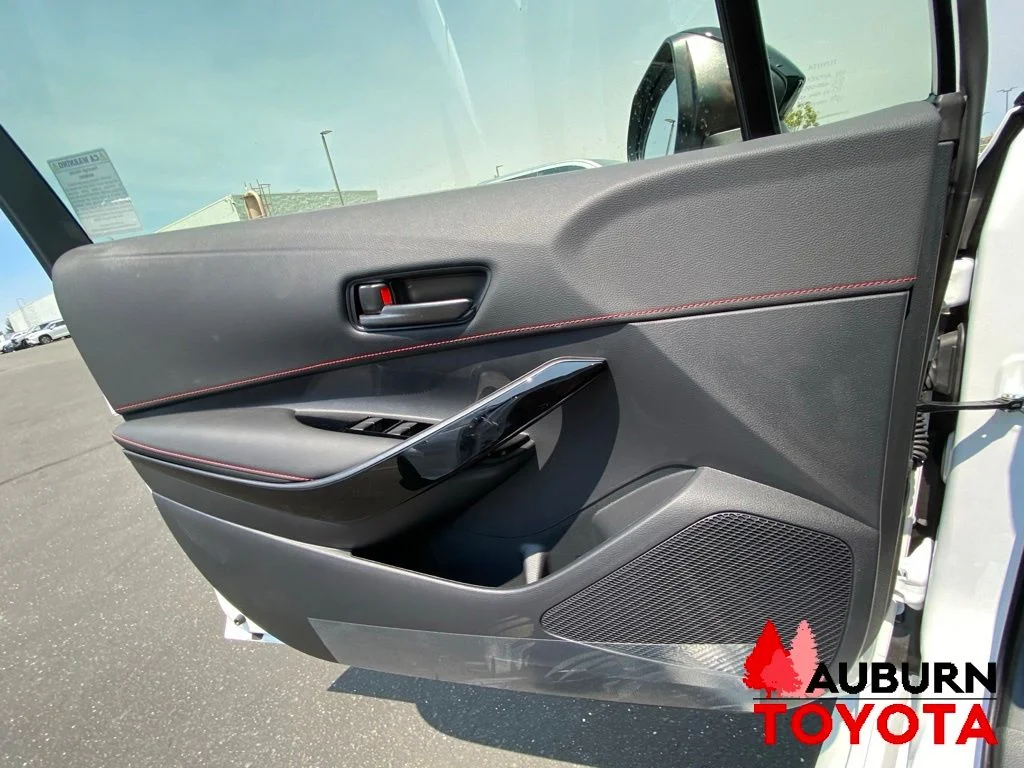 New 2026 Ice Cap Toyota  Premium Plus DAT image 29