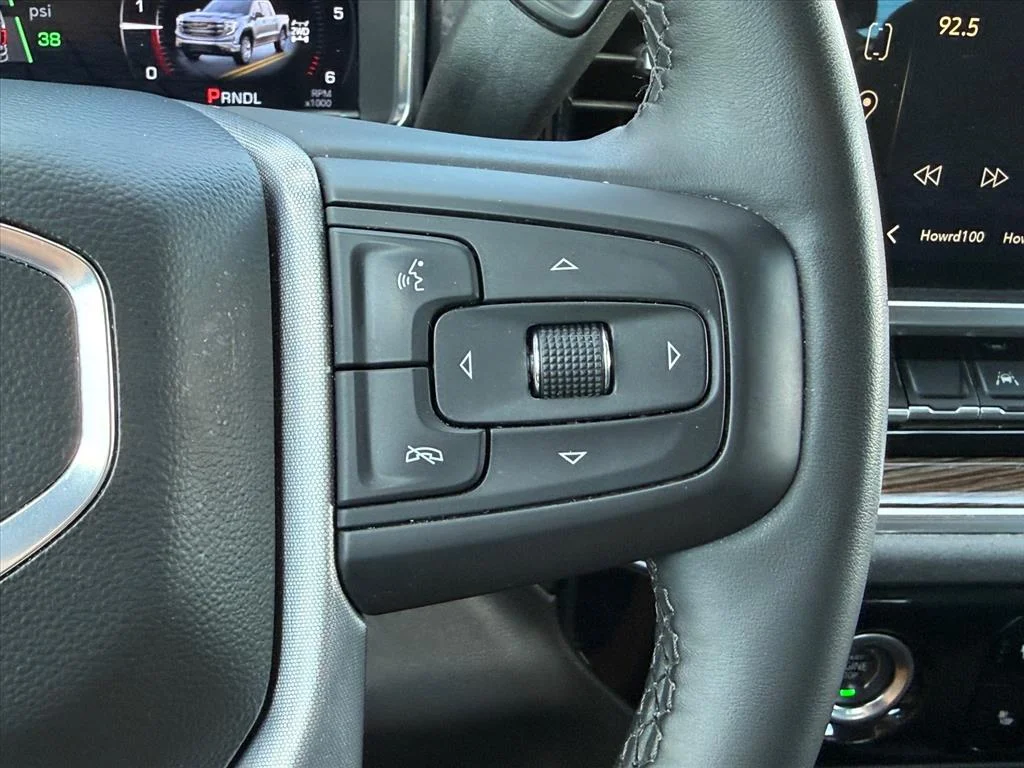 Used 2024 Summit White Gaz GMC Elevation image 16