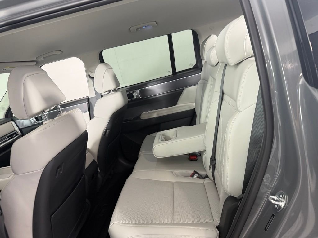 Used 2026 Gray Hyundai SEL image 25