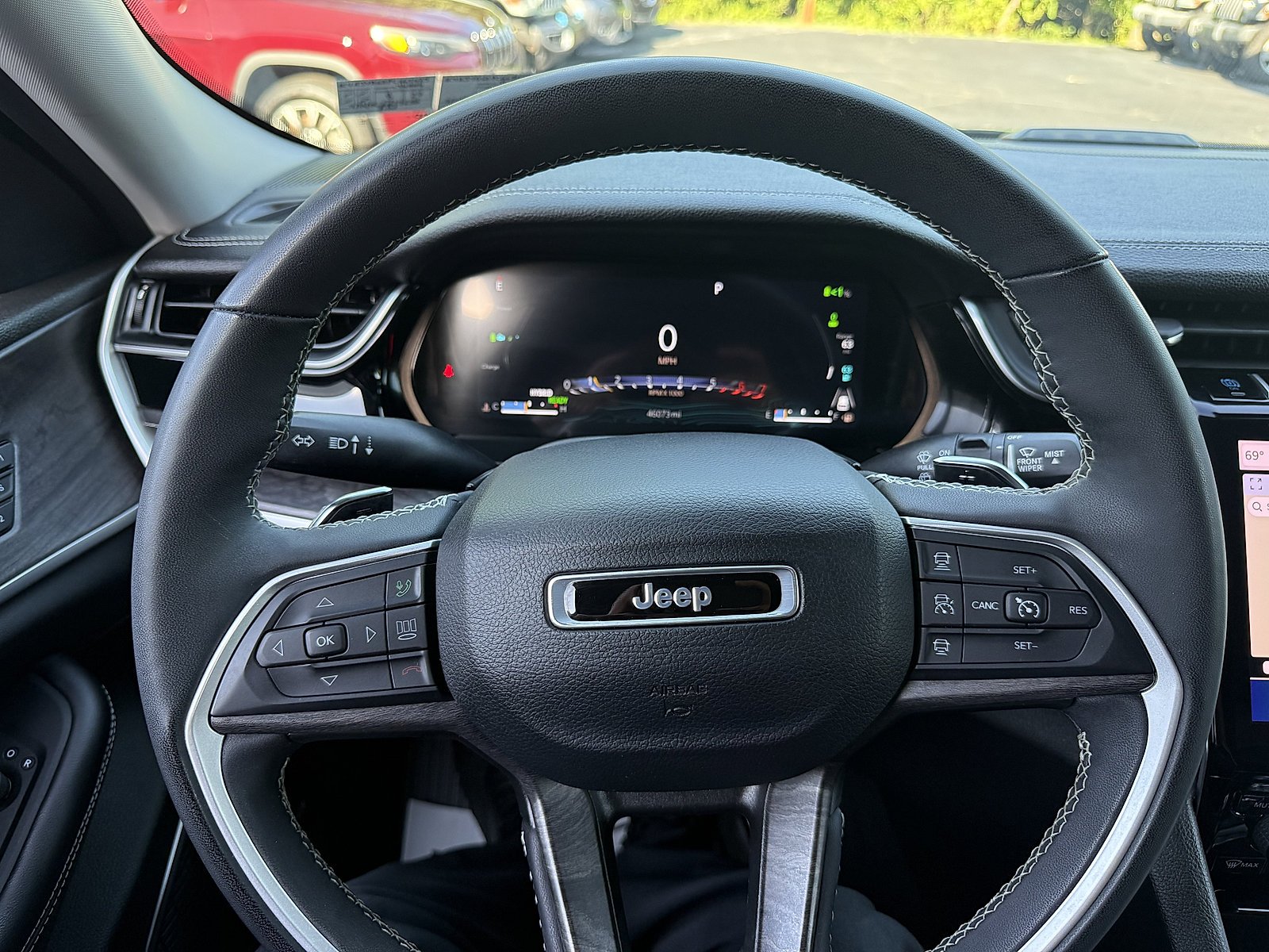 Used 2023 Silver Zynith Jeep BASE image 23
