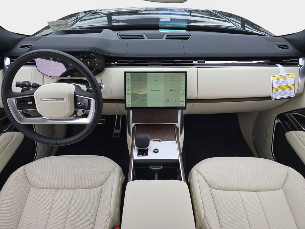 New 2026 Santorini Black Land Rover SE LWB image 9