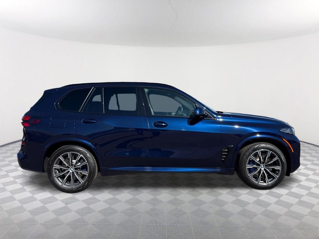 New 2026 Tanzanite Blue II Metallic BMW xDrive50e image 3