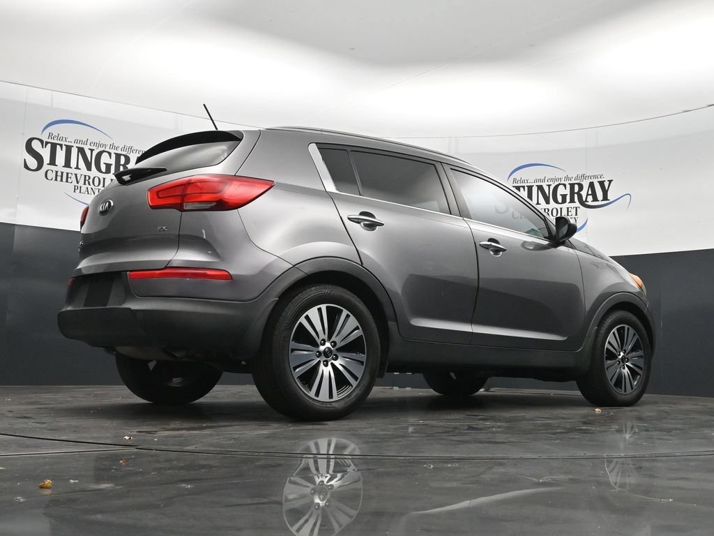 Used 2016 Silver Kia EX image 32