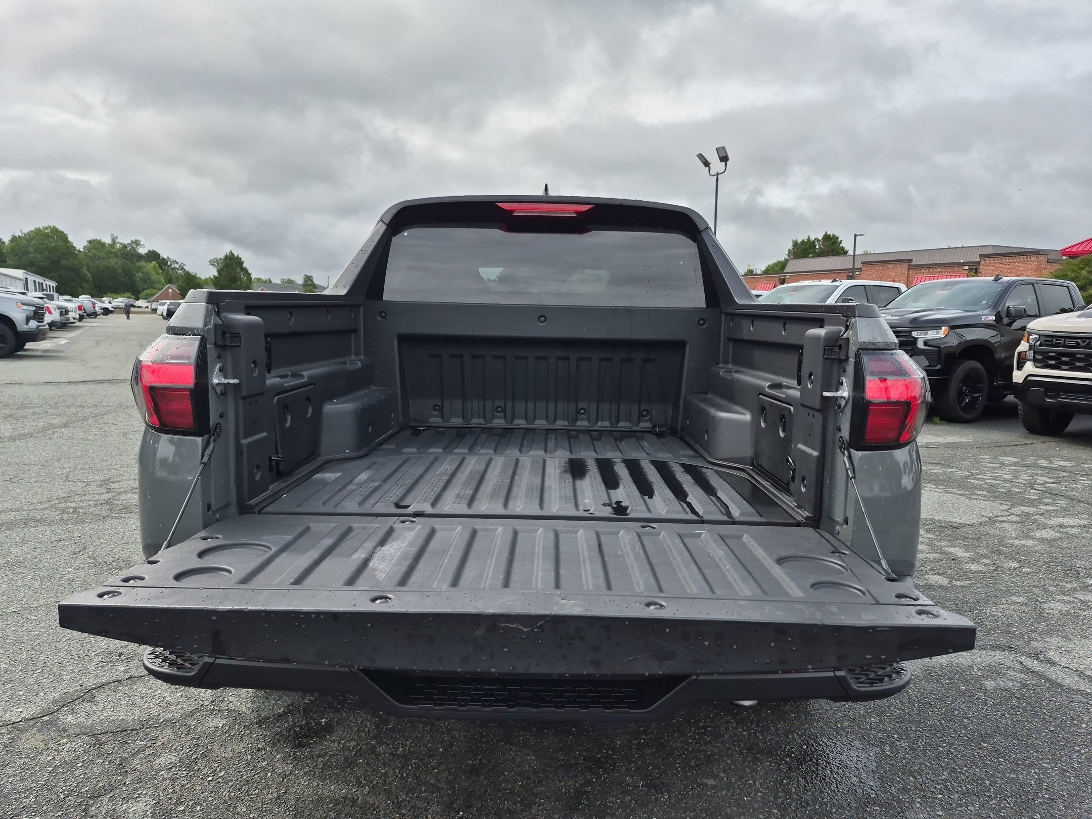 Certified Used 2024 Hampton Gray Hyundai SEL image 30