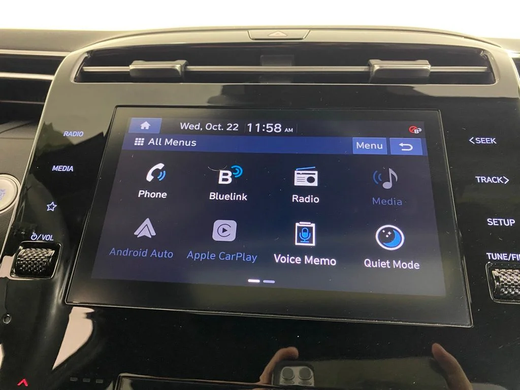 Used 2022 Gray Hyundai SEL Premium image 13