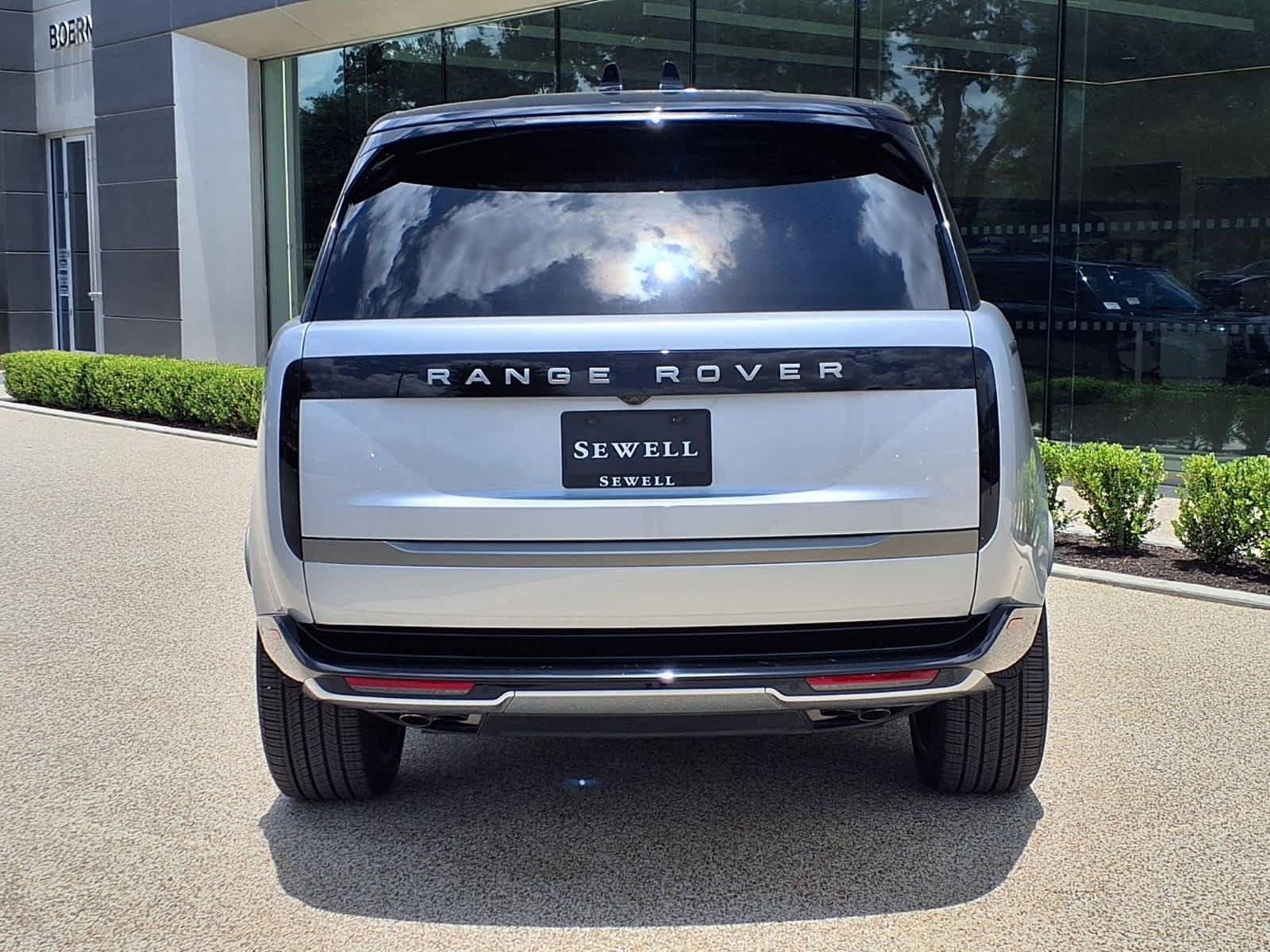 2025 Land Rover Range Rover SE - Photo 6