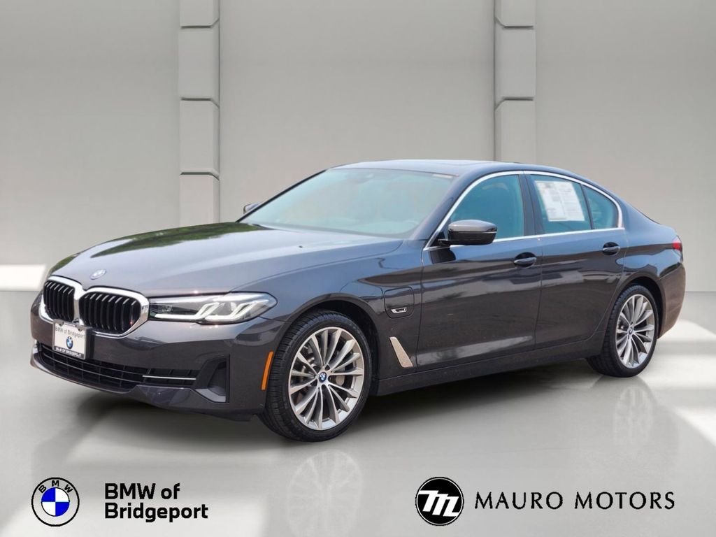 Used 2023 Gray BMW 530e iPerformance image 8