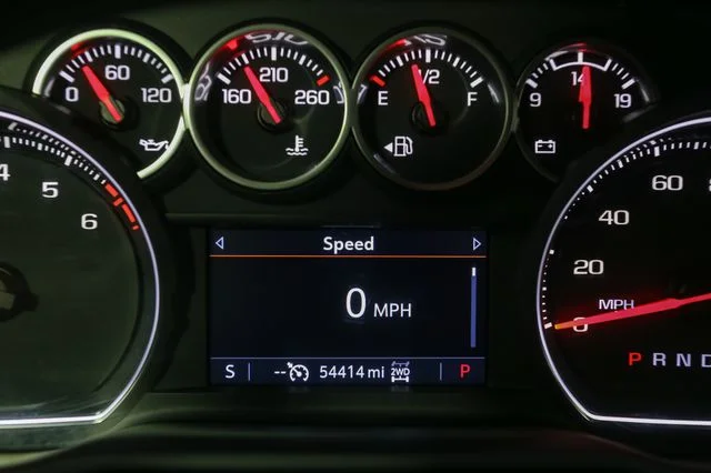 Used 2022 Red Chevrolet LT image 29