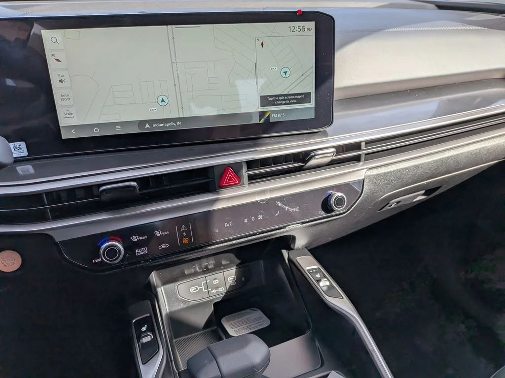 2026 Kia Sorento EX - Photo 18
