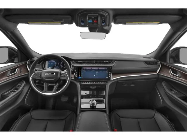 New 2027 Sting-Gray Clear Coat Jeep Laredo image 7