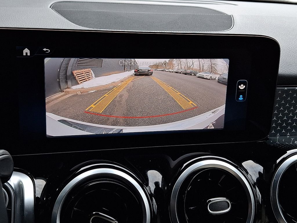 Certified Used 2025 White Mercedes-Benz GLB 250 image 17