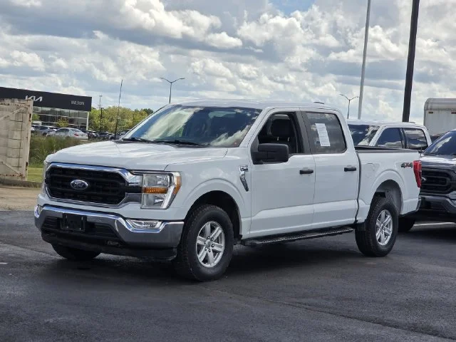 Used 2021 White Ford XLT image 7