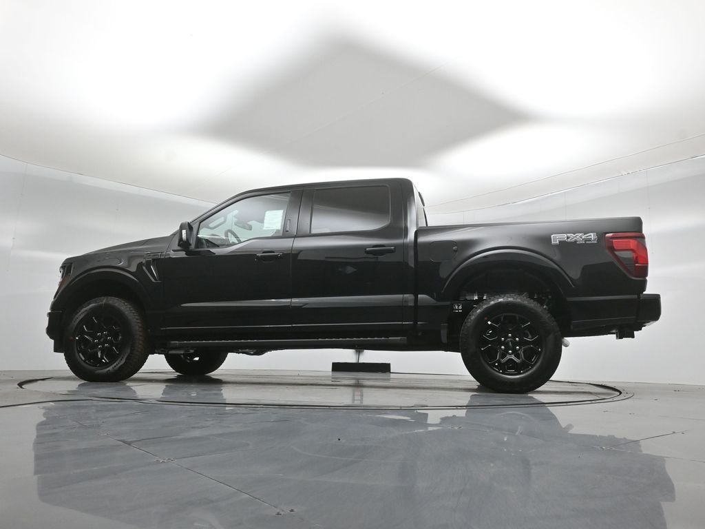 New 2026 Agate Black Metallic Ford XLT image 50