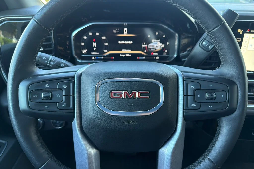 Used 2024 Titanium Rush Metallic GMC Elevation image 28