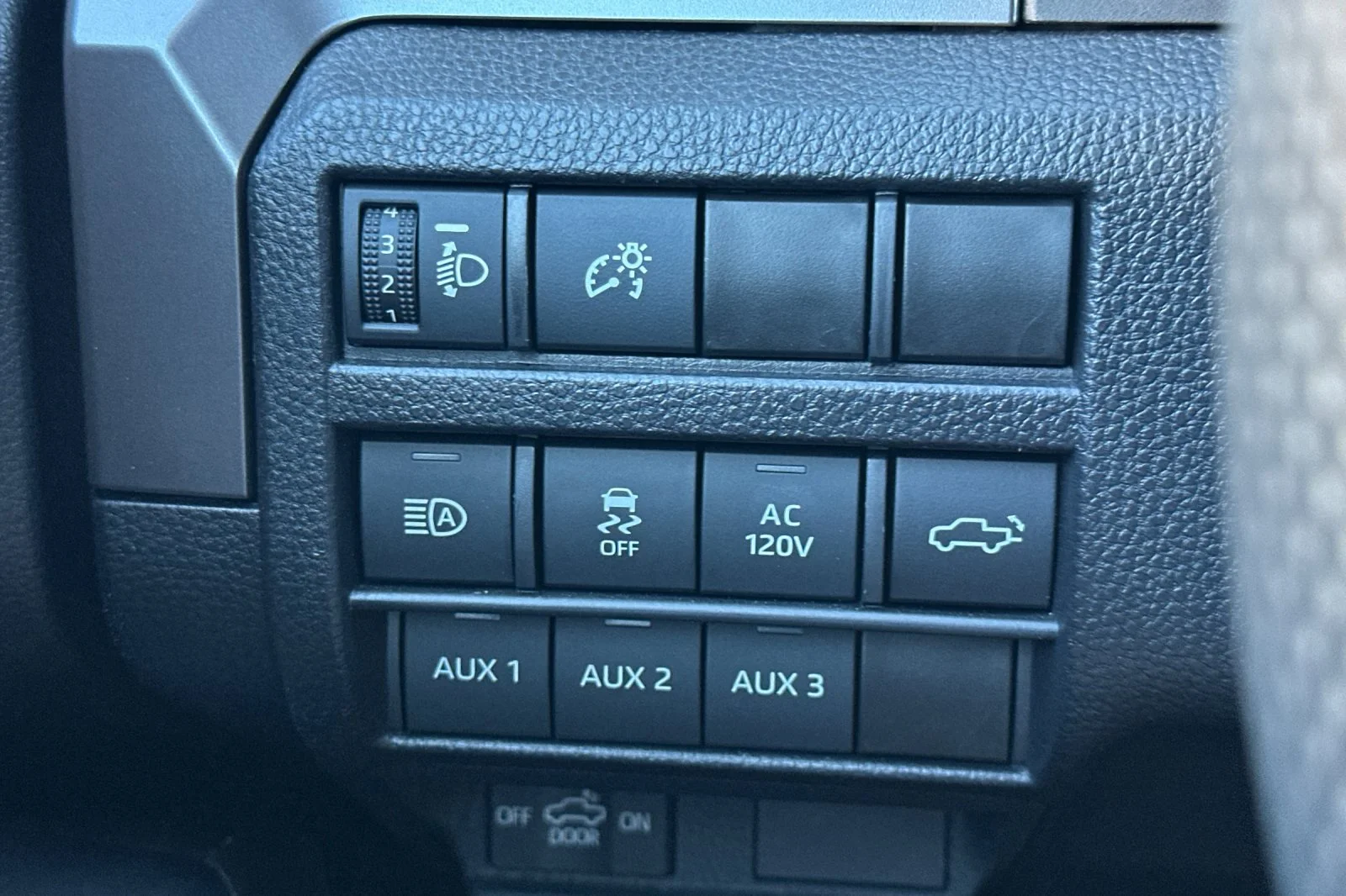 2024 Toyota Tacoma TRD Sport - Photo 31
