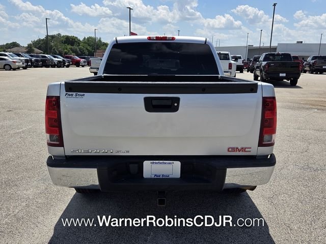 Used 2013 Silver GMC SLE image 11