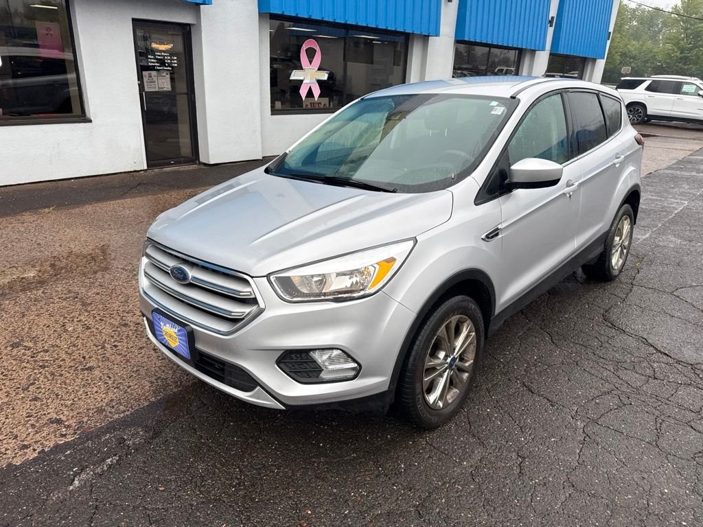 Used 2019 Ford Escape SE with VIN 1FMCU9GD7KUC12562 for sale in Superior, WI