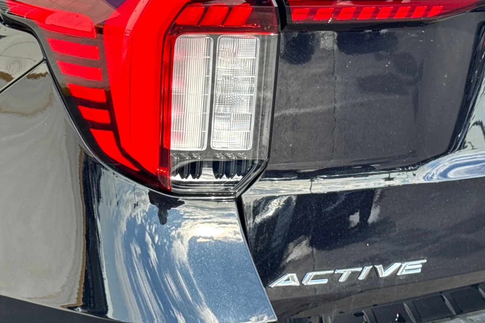 2026 Ford Explorer Active - Photo 27