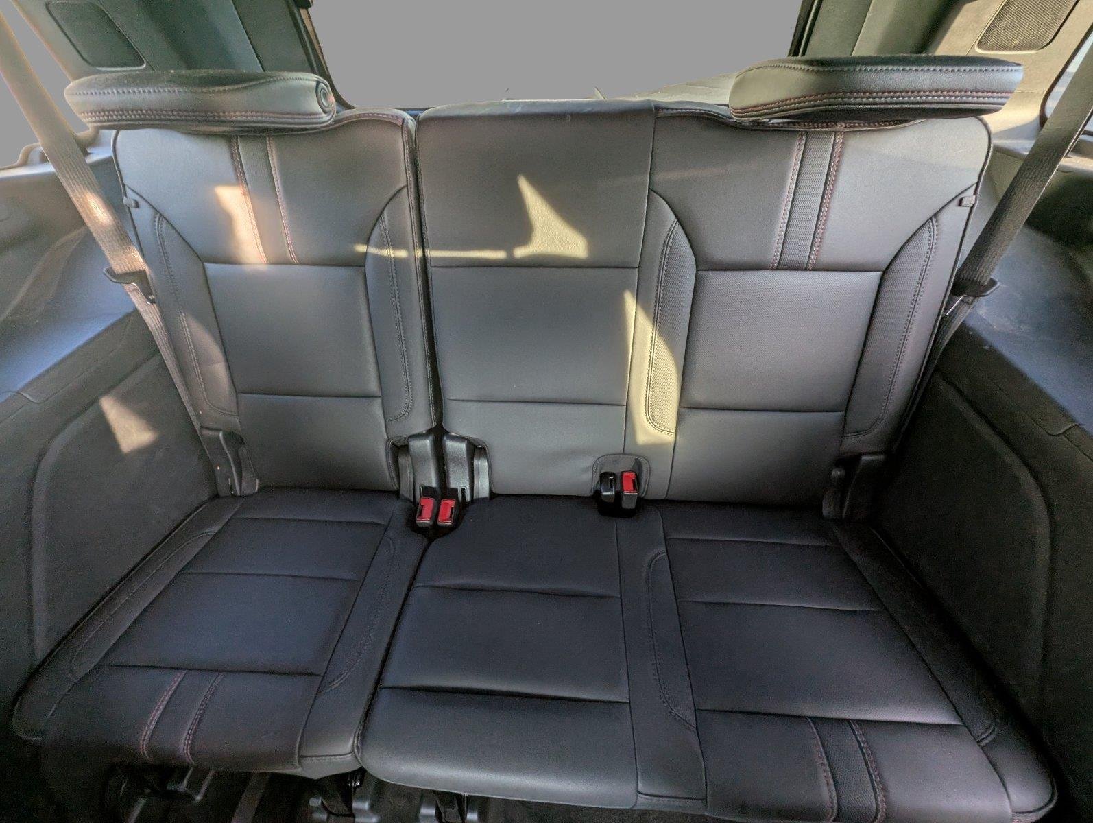 Used 2023 BLACK Chevrolet RST image 32