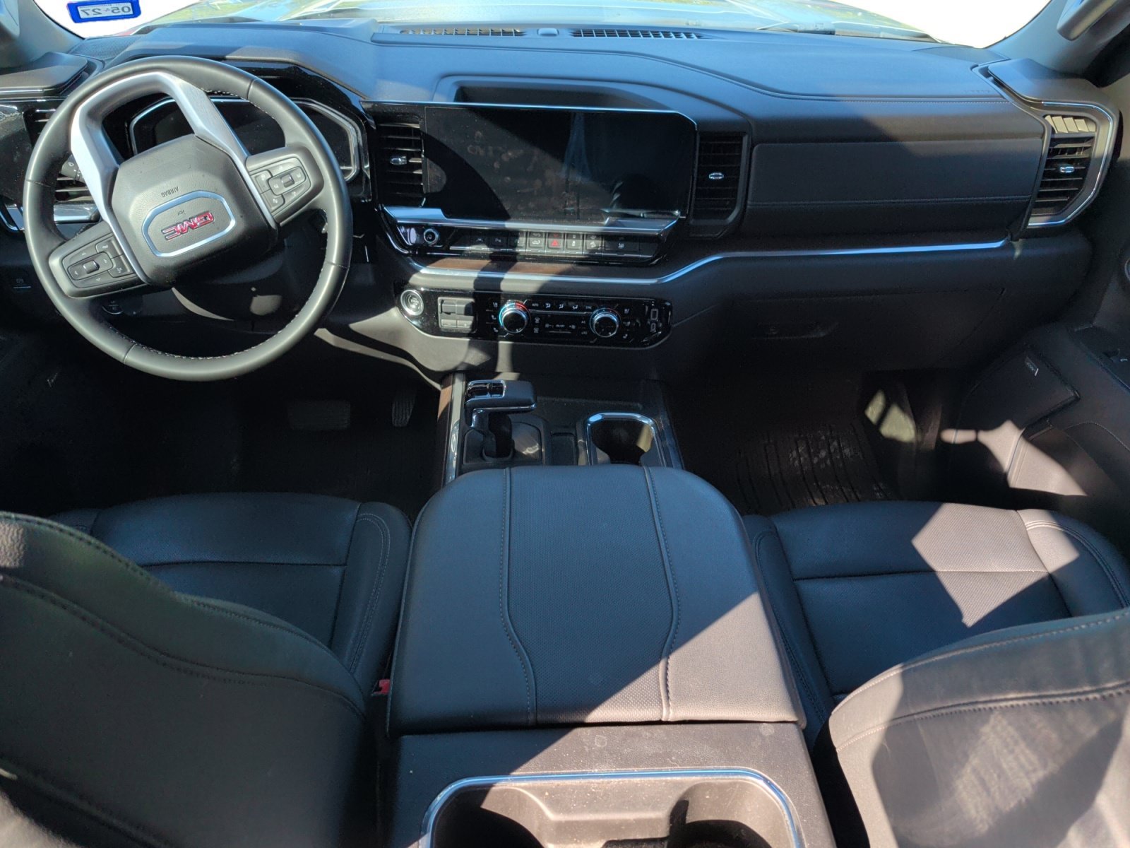 Used 2024 Sterling Metallic GMC SLT image 18