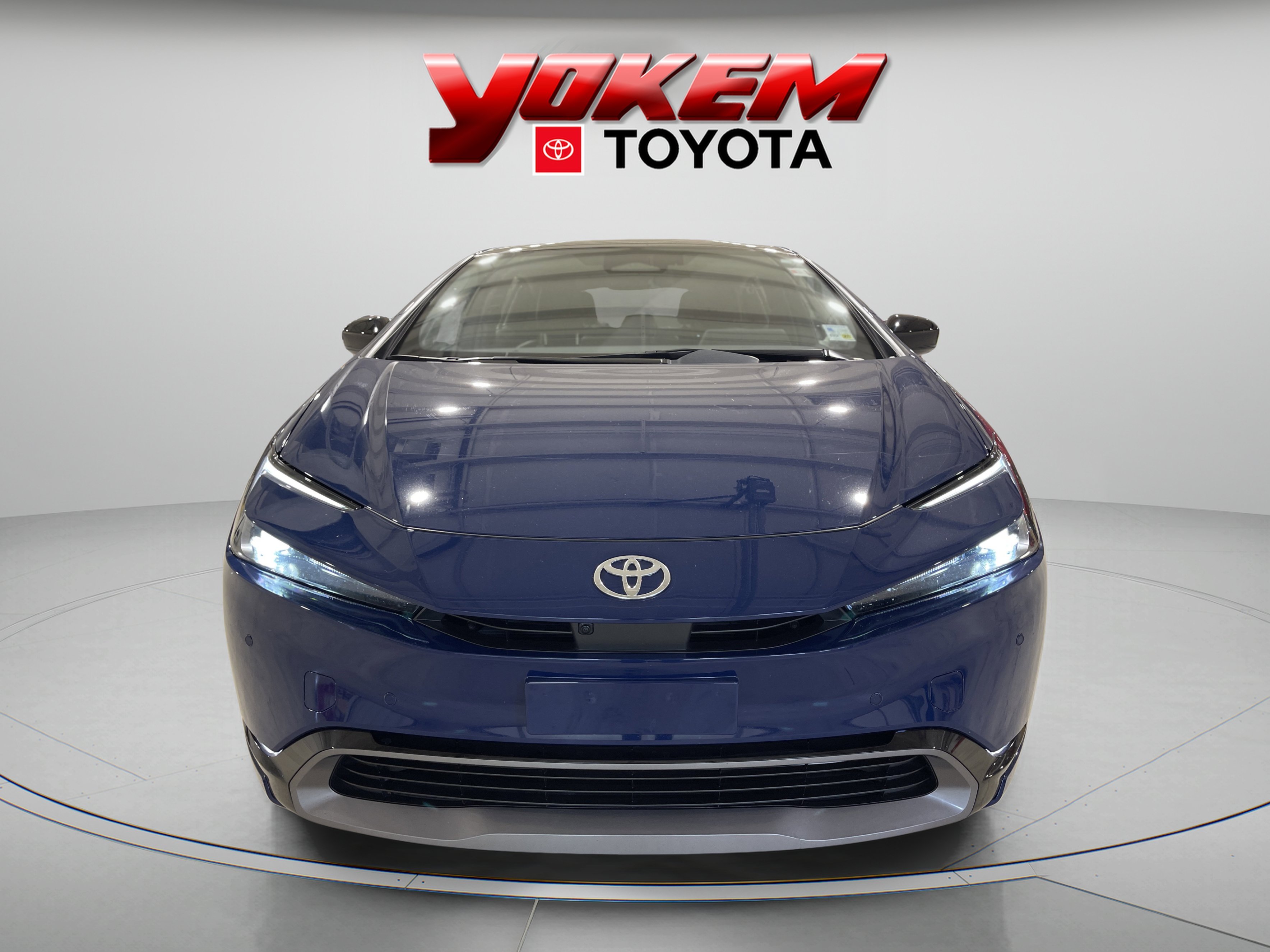 Certified Used 2024 Reservoir Blue Toyota Limited image 7
