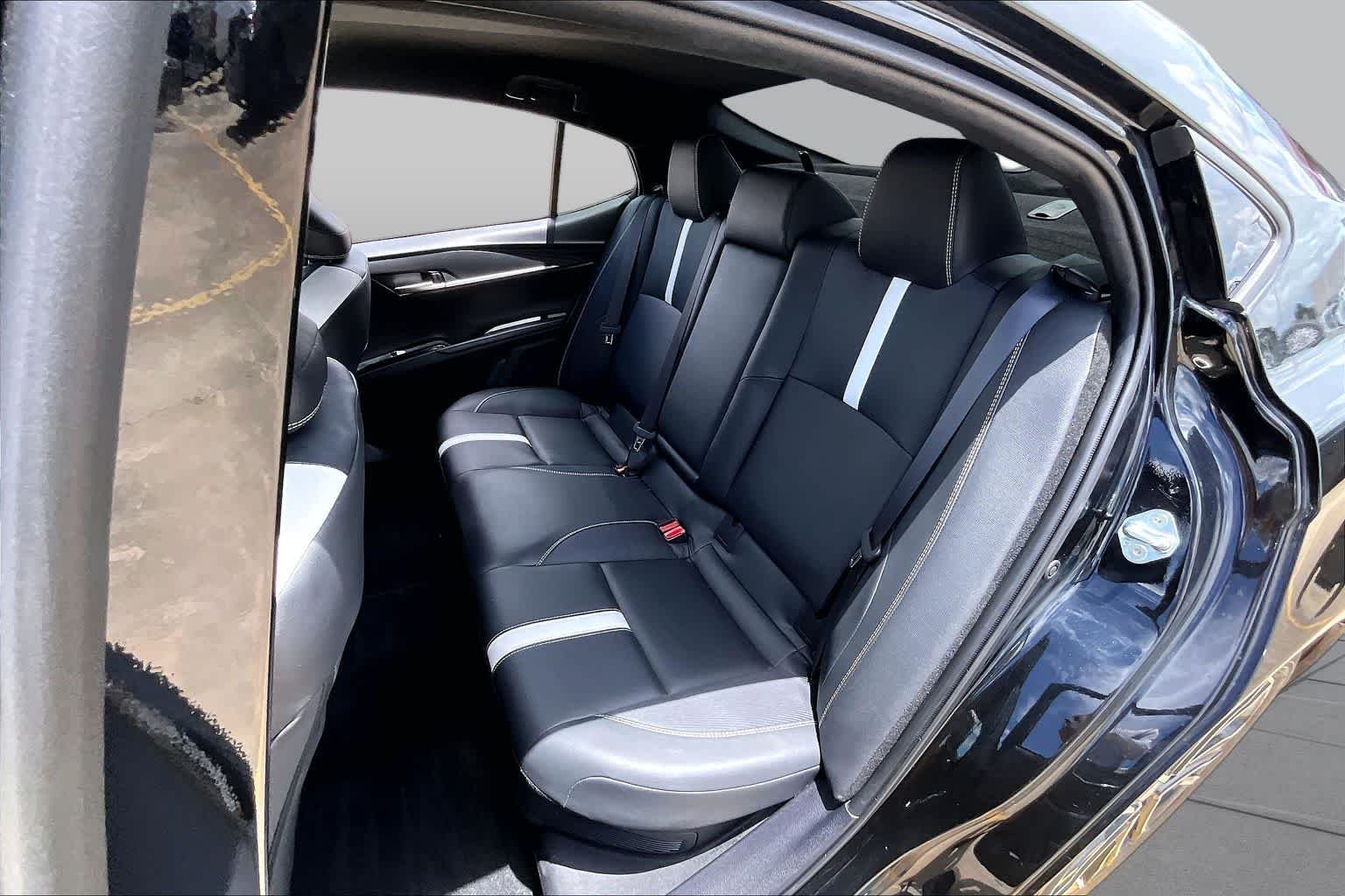 Used 2025 Midnight Black Metallic Toyota SE image 19