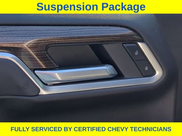Used 2025 White Chevrolet LT image 22