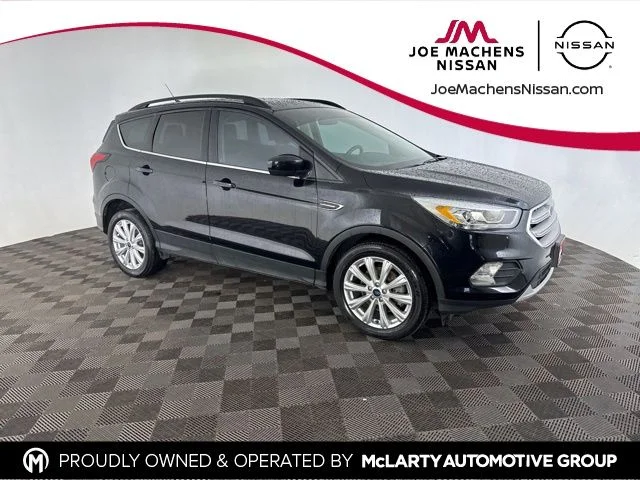 Used 2019 Black Ford SEL image 1