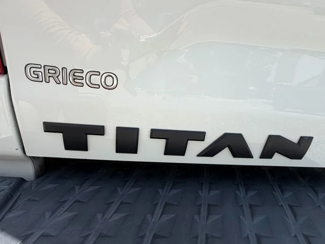 Used 2024 Glacier White Nissan SV image 10