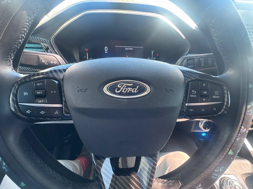 Used 2024 Silver Metallic Ford Active image 7