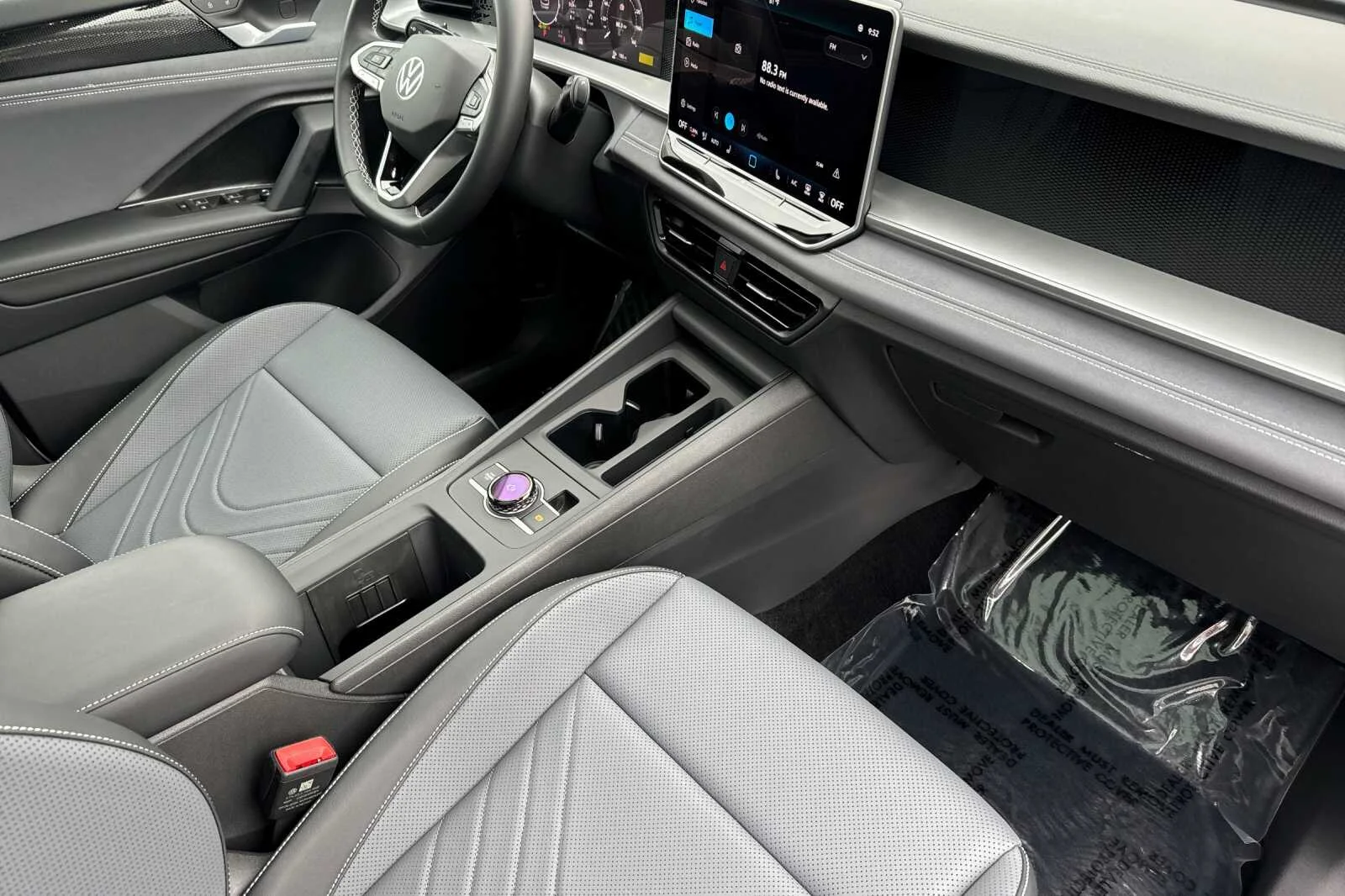 New 2026 White Volkswagen 2.0T SE image 16