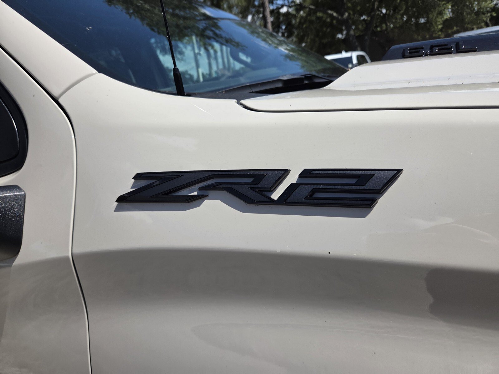 New 2026 White Sands Chevrolet ZR2 image 9