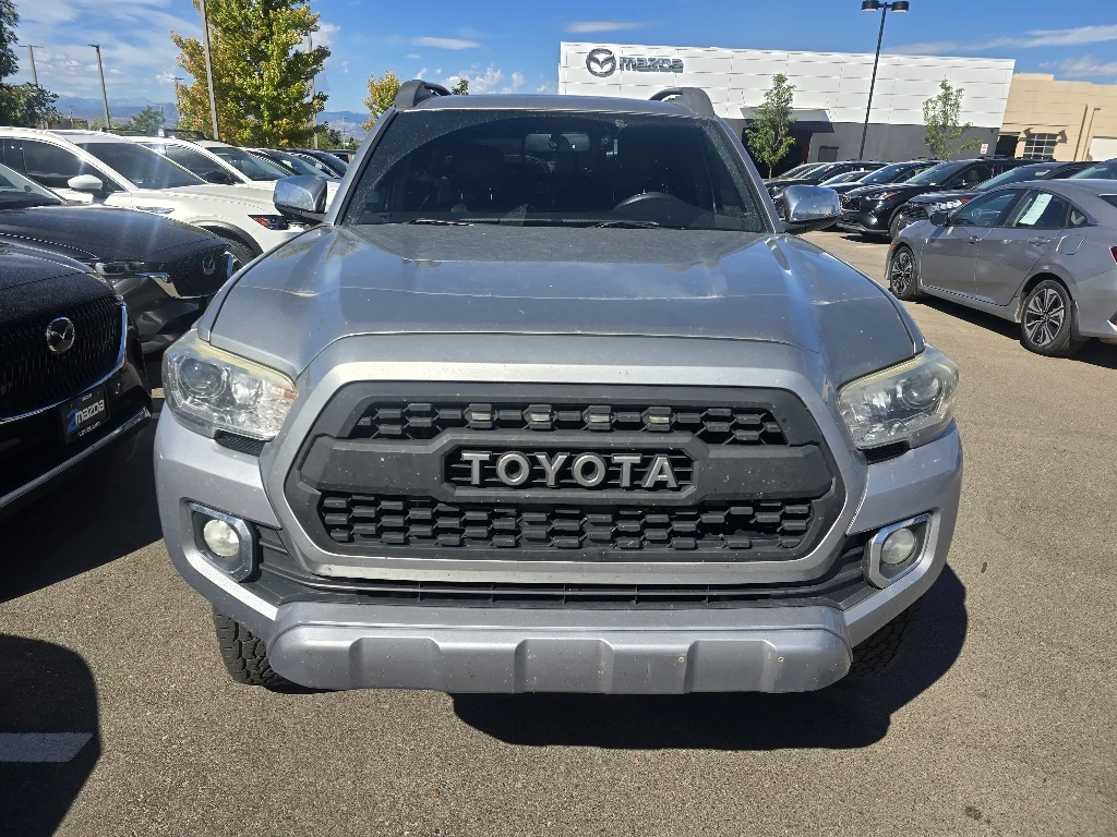 Used 2017 Silver Sky Metallic Toyota Limited image 8