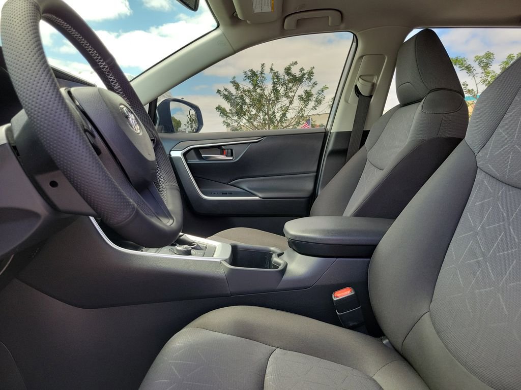 Used 2024 Silver Toyota XLE image 20
