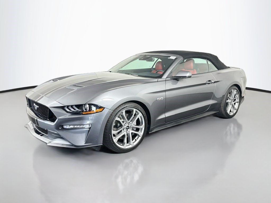 Used 2022 Carbonized Gray Metallic Ford GT Premium image 3