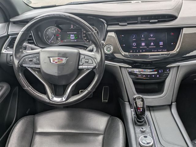 Used 2020 White Cadillac Sport image 31