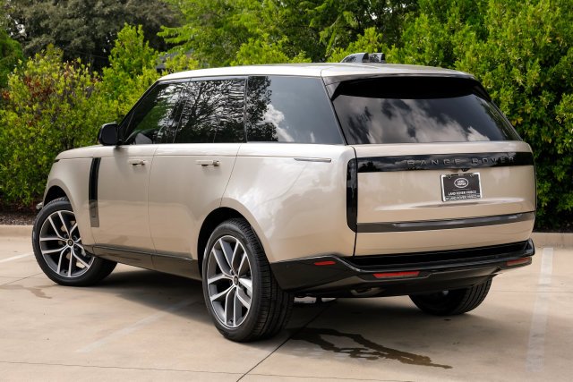 New 2027 Gold Land Rover SE image 13