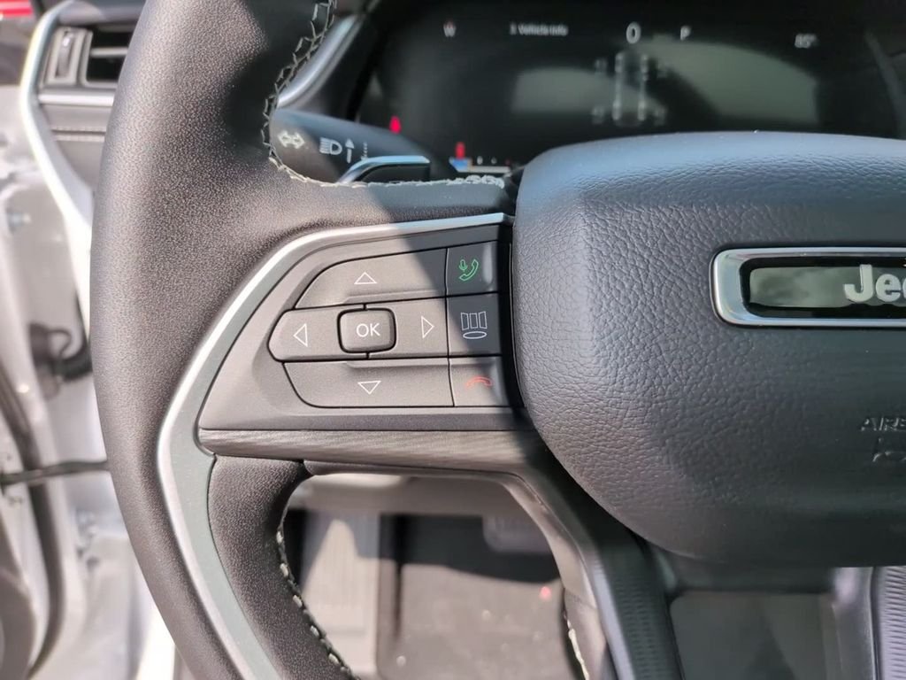 New 2026 White Jeep Laredo X image 22