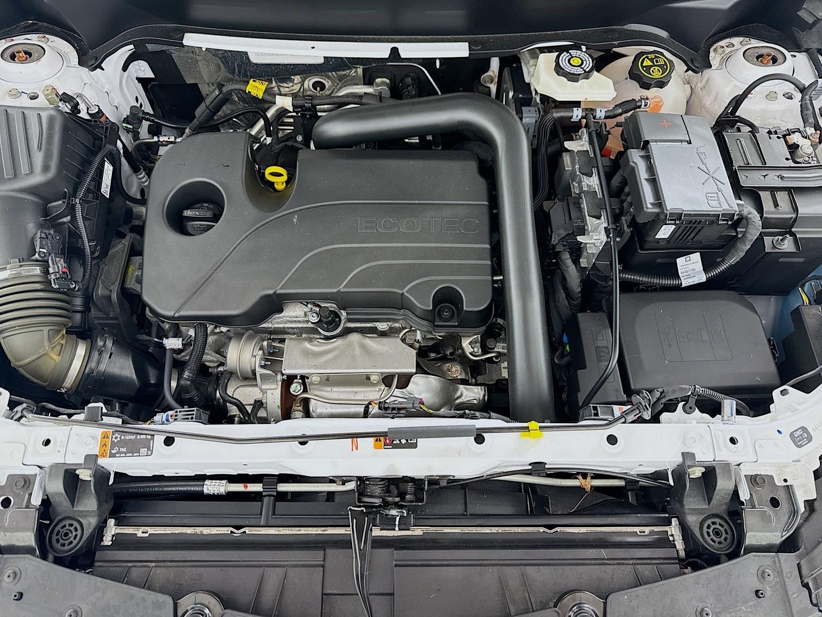 Used 2023 Summit White Chevrolet LT image 10
