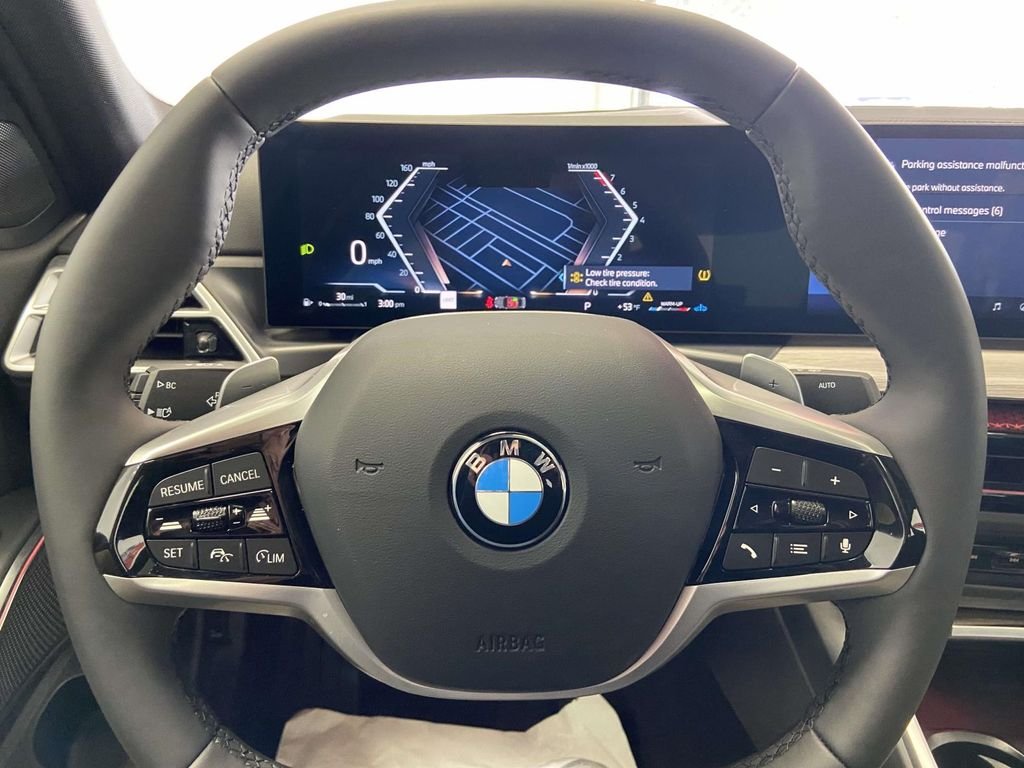 2025 BMW 3 Series 330i - Photo 29