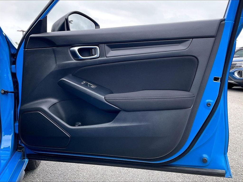 Used 2025 Boost Blue Pearl Honda Sport image 11
