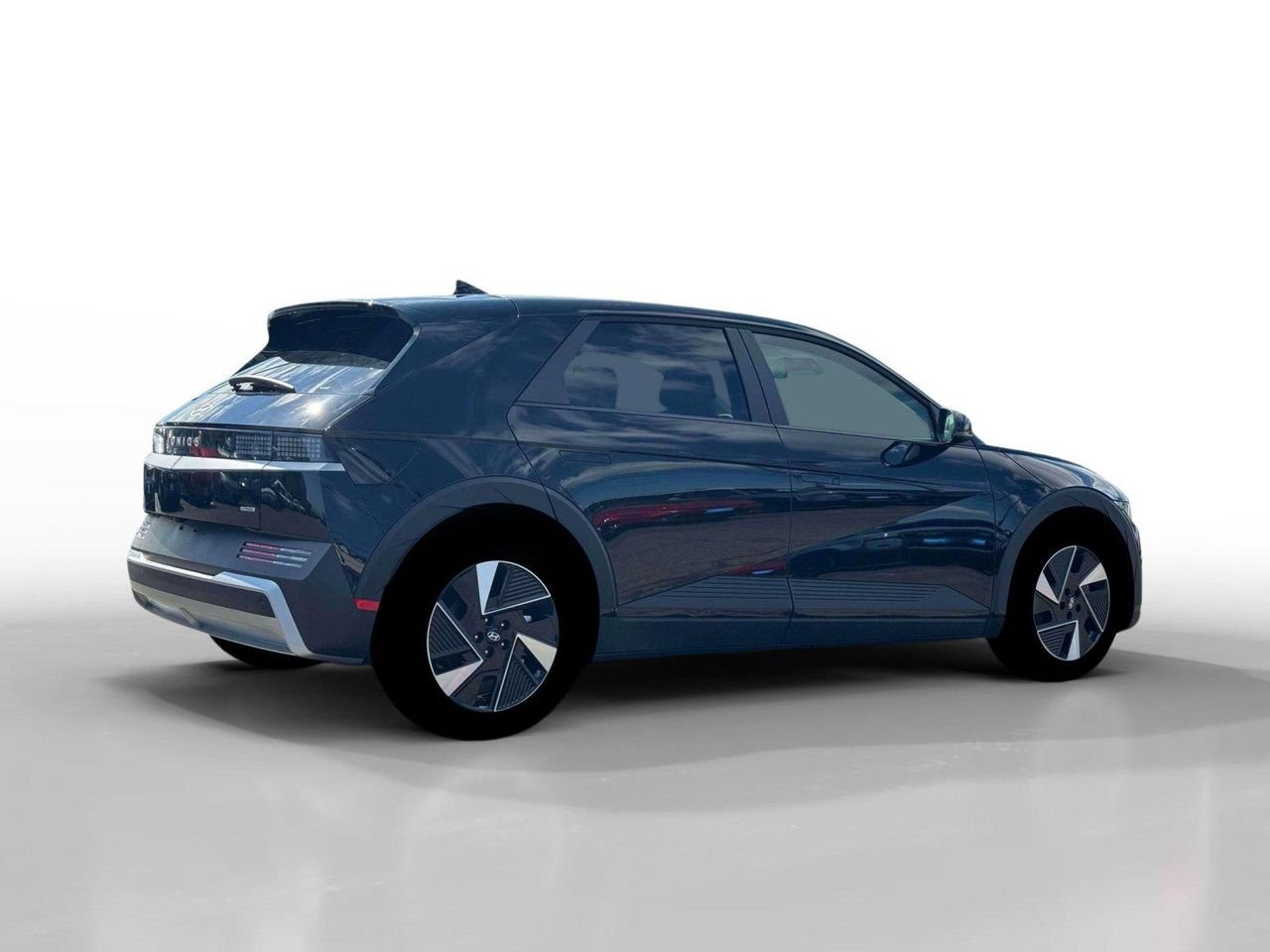 New 2026 Abyss Black Hyundai SEL image 27