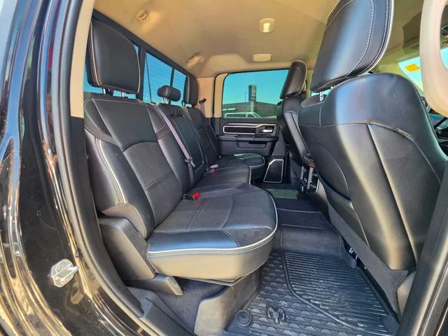Used 2022 Diamond Black Ram Laramie image 23